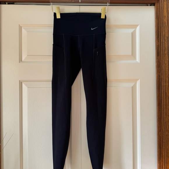 Nike Go Firm Support High Waisted 7/8 Workout Leggings Women’s size XS - Picture 4 of 16